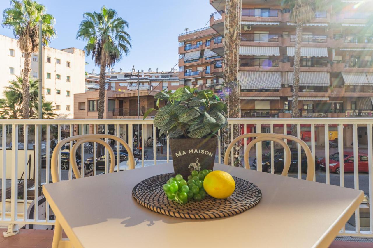 Pepe'S Apartment Salou Bagian luar foto